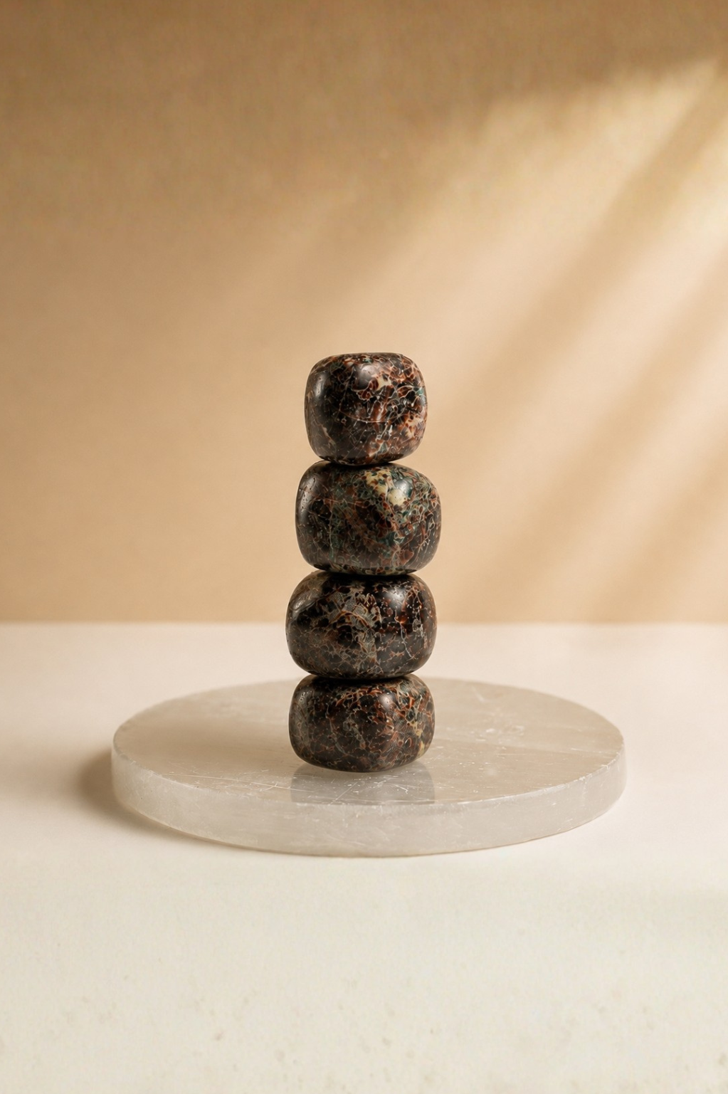 Garnet Tumble(1Pcs)